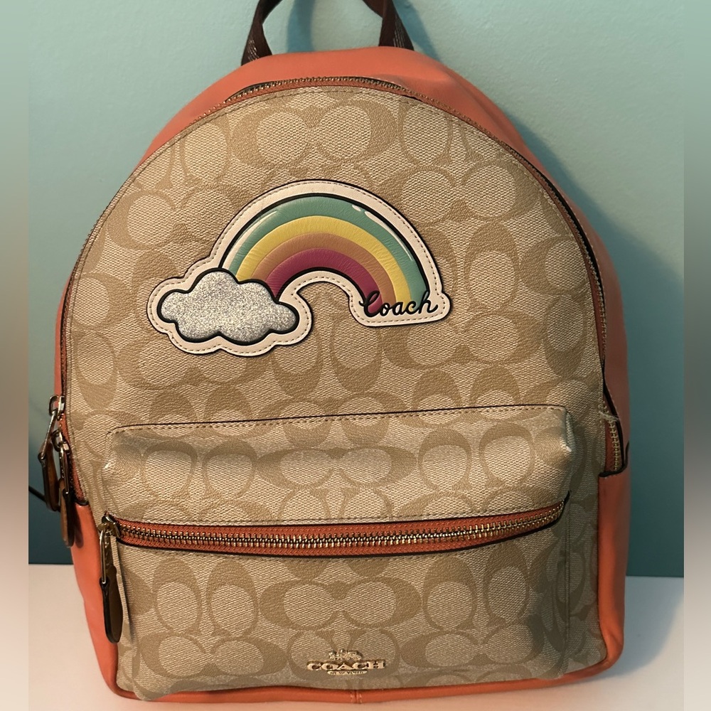 MEDIUM CHARLIE BACKPACK IN SIGNATURE CANVASp WITH RAINBOW MOTIF (COACH F72846)